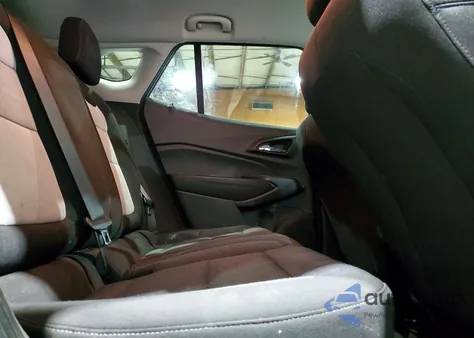 2024 Chevrolet Trax Ls z USA, uszkodzony, nr VIN KL77LFE21RC221974